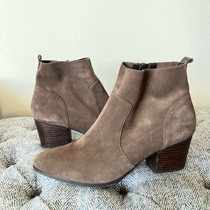 Crown Vintage Brown/Tan Bootie